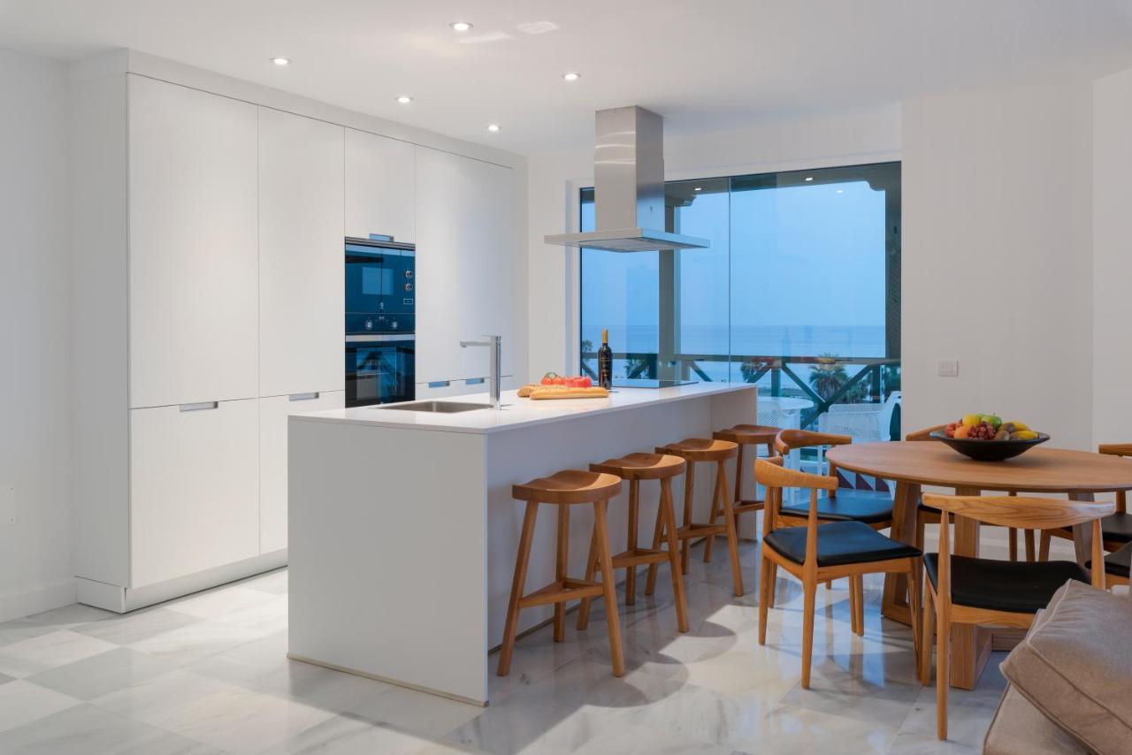 Ocean Suites By Upper Luxury Housing - Parque Santiagoプラヤ・デ・ラス・アメリカス エクステリア 写真